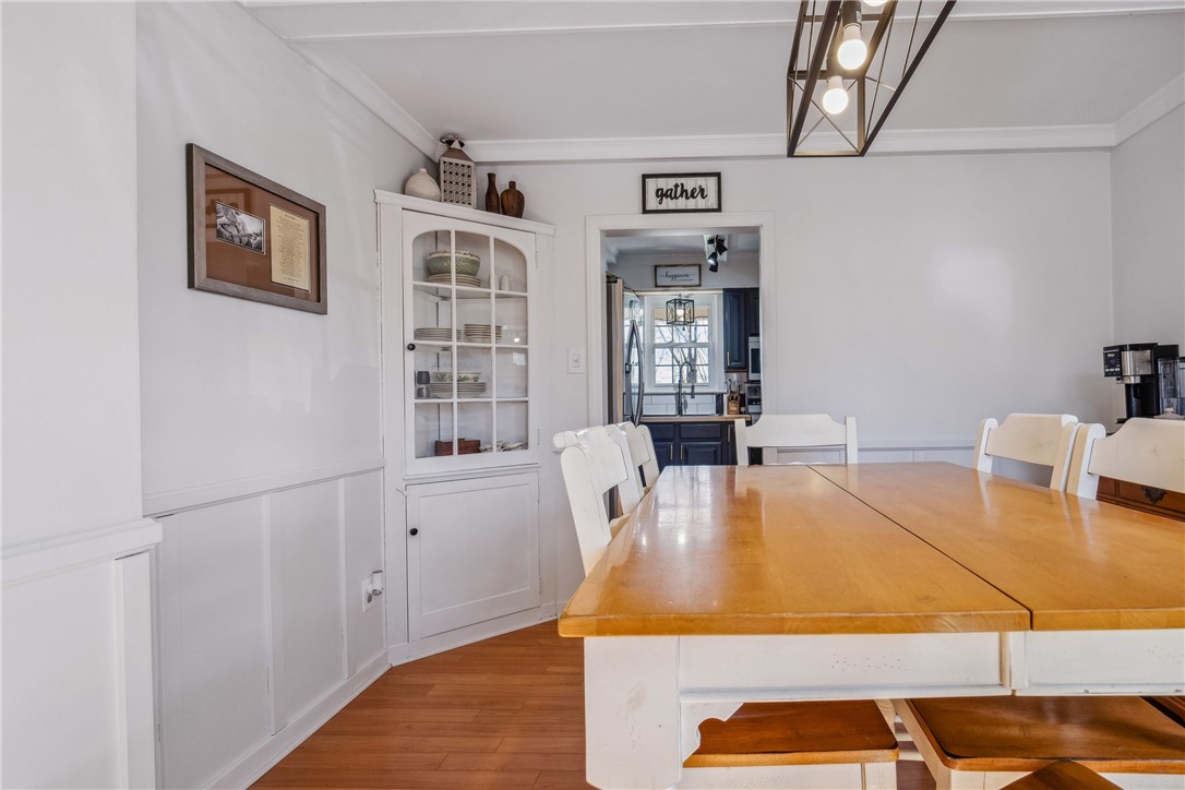 Westmont Hilltop School District, Pennsylvania 15905, United States, 3 Bedrooms Bedrooms, ,2 BathroomsBathrooms,Residential,Active,97382