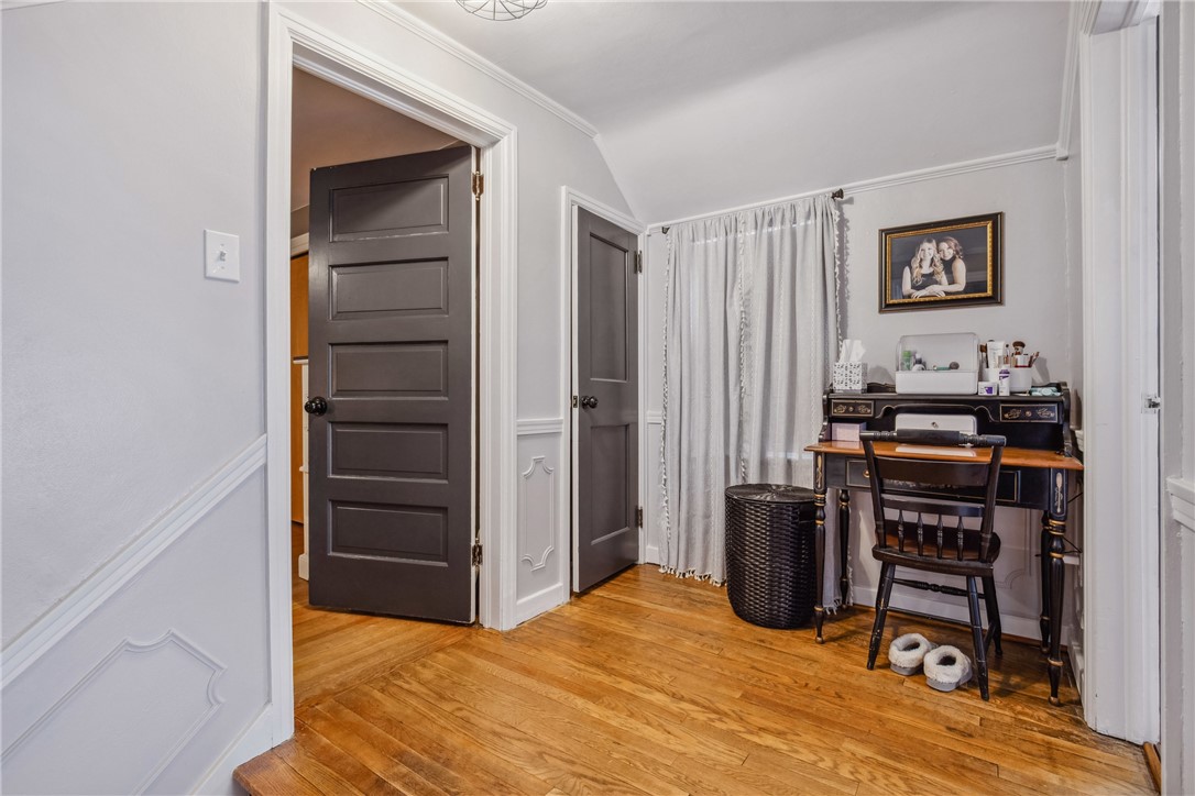 Westmont Hilltop School District, Pennsylvania 15905, United States, 3 Bedrooms Bedrooms, ,2 BathroomsBathrooms,Residential,Active,97382