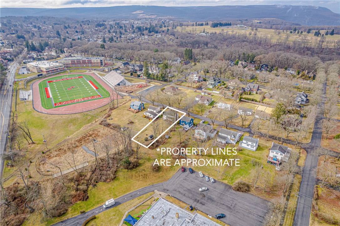 Westmont Hilltop School District, Pennsylvania 15905, United States, 3 Bedrooms Bedrooms, ,2 BathroomsBathrooms,Residential,Active,97382