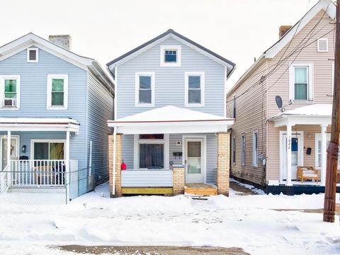 Photo of 1624 6th Ave, Beaver Falls, PA 15010 (MLS # 1735824)