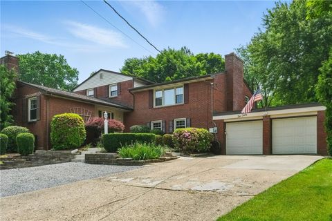 240 Patton Dr Moon/Crescent Twp PA 15108