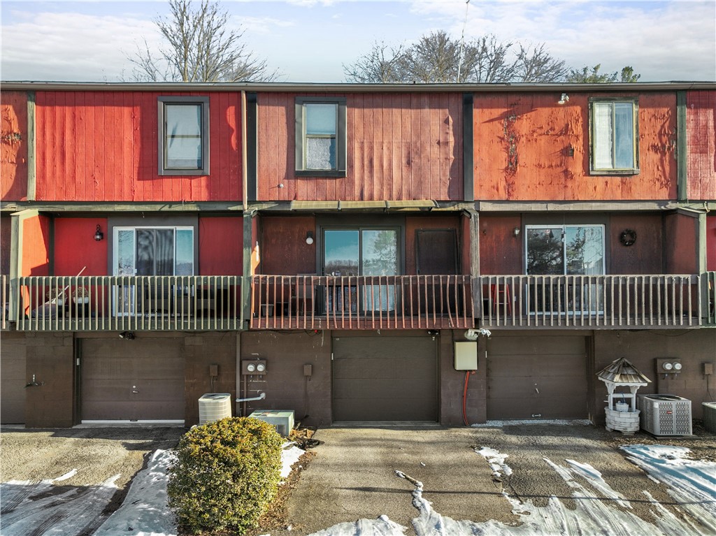 North Strabane, Pennsylvania 15317, United States, 2 Bedrooms Bedrooms, ,1 BathroomBathrooms,Residential,Contingent,12848