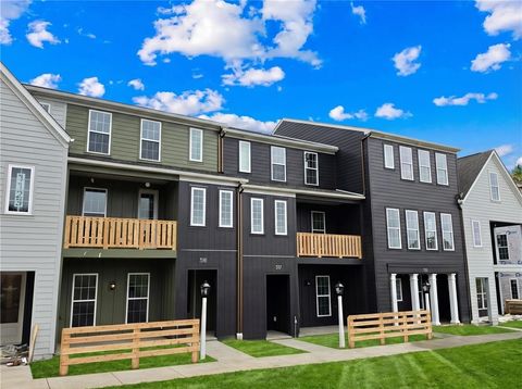 Photo of 317 Palisade Way, Cranberry Twp, PA 16066 (MLS # 1750465)