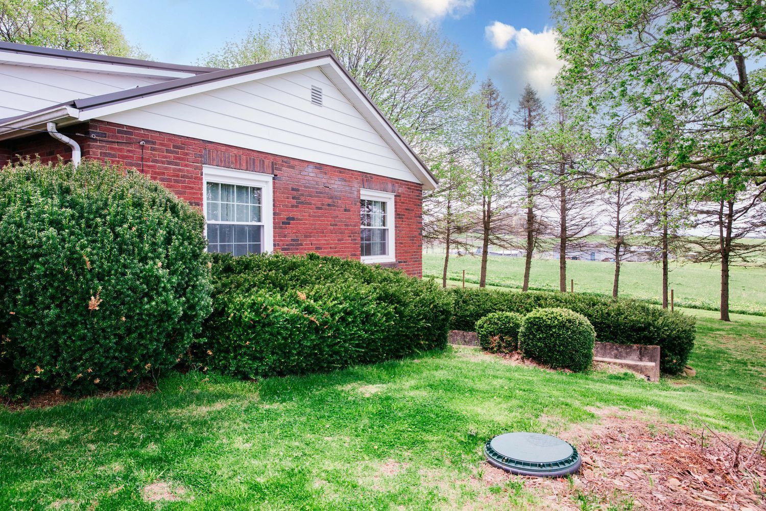 854 N Washington Rd