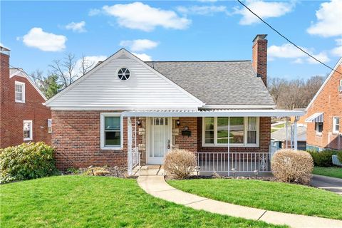 Photo of 220 Mcclelland Rd, Canonsburg, PA 15317 (MLS # 1745224)