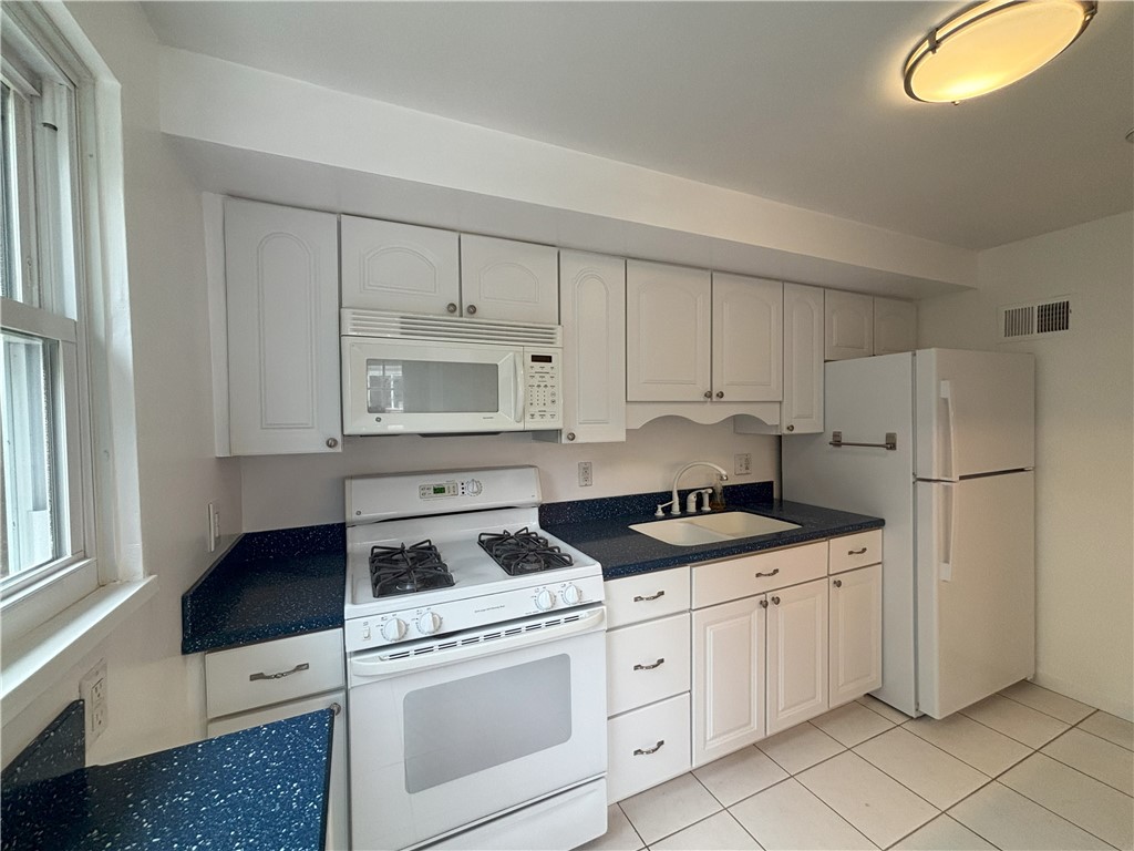 City Of Greensburg, Pennsylvania 15601, United States, 3 Bedrooms Bedrooms, ,1 BathroomBathrooms,Residential,Active,183090