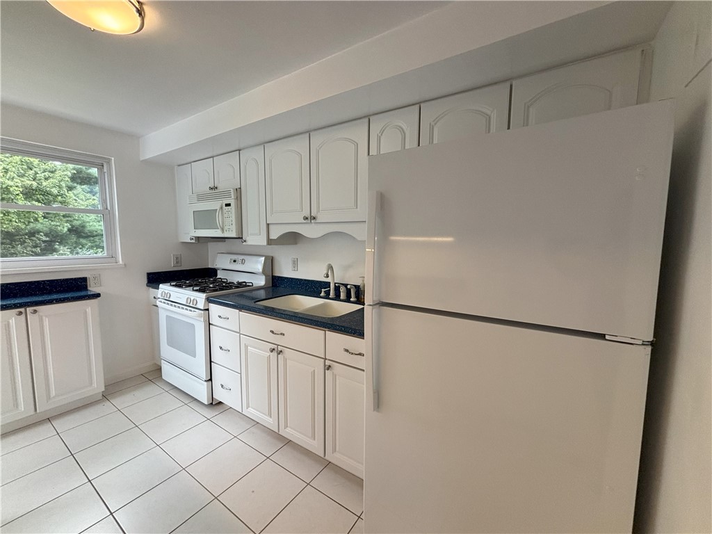 City Of Greensburg, Pennsylvania 15601, United States, 3 Bedrooms Bedrooms, ,1 BathroomBathrooms,Residential,Active,183090