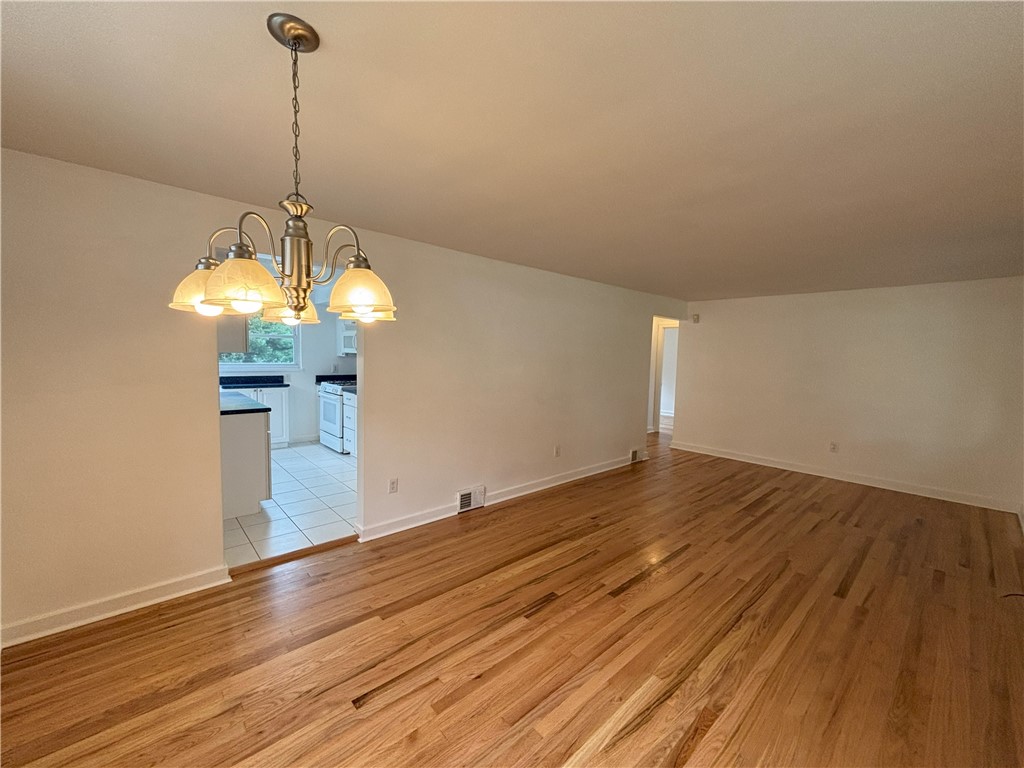 City Of Greensburg, Pennsylvania 15601, United States, 3 Bedrooms Bedrooms, ,1 BathroomBathrooms,Residential,Active,183090