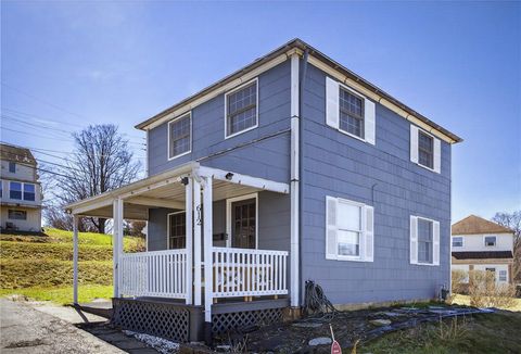 Photo of 612 Independence Dr, Clairton, PA 15025 (MLS # 1744028)