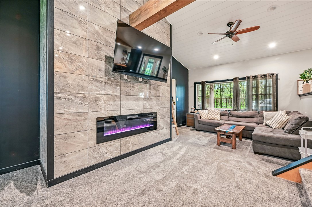 Pymatuning Twp, Pennsylvania 16154, United States, 3 Bedrooms Bedrooms, ,2 BathroomsBathrooms,Residential,Active,124656