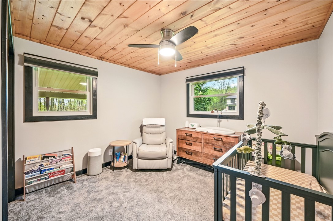 Pymatuning Twp, Pennsylvania 16154, United States, 3 Bedrooms Bedrooms, ,2 BathroomsBathrooms,Residential,Active,124656