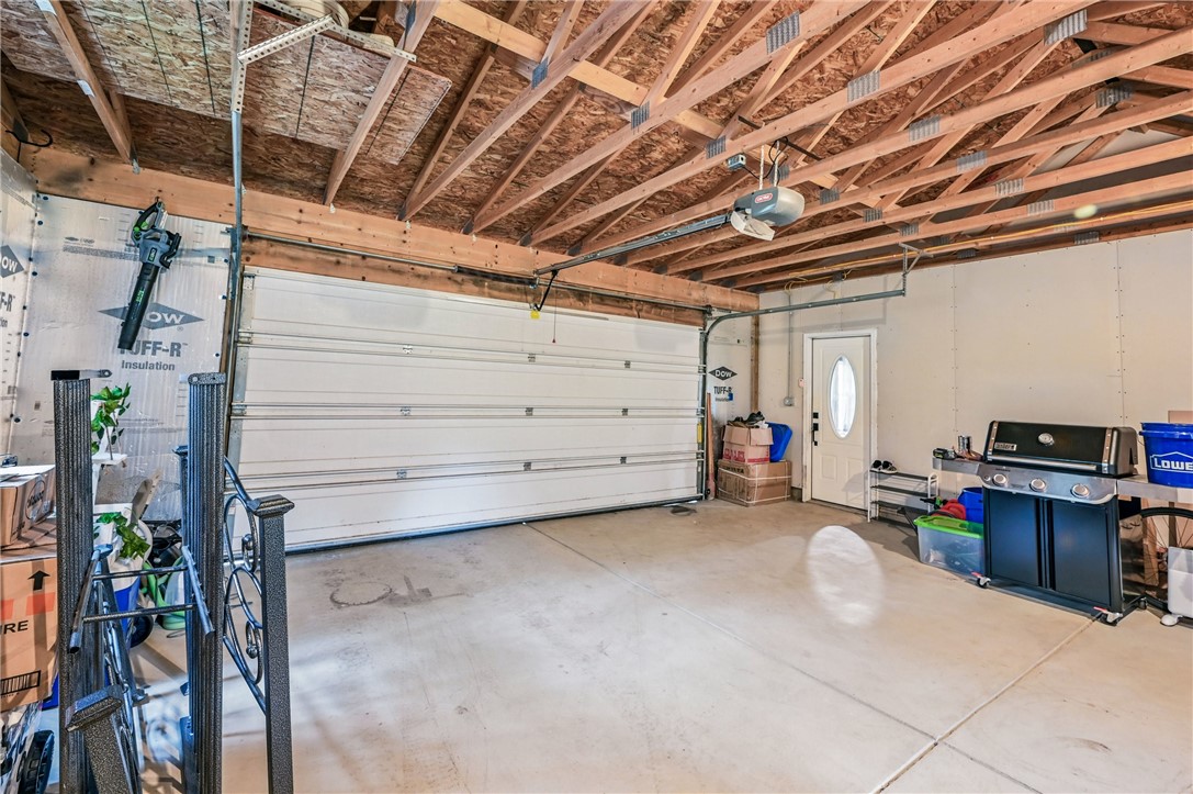 Pymatuning Twp, Pennsylvania 16154, United States, 3 Bedrooms Bedrooms, ,2 BathroomsBathrooms,Residential,Active,124656