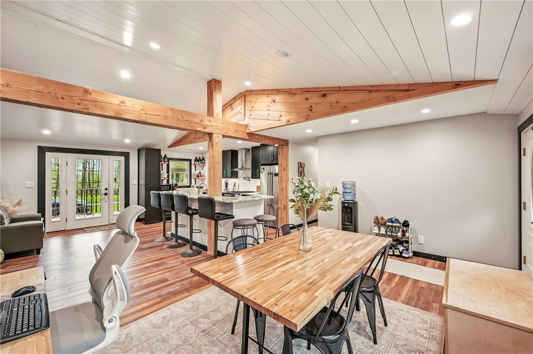 Pymatuning Twp, Pennsylvania 16154, United States, 3 Bedrooms Bedrooms, ,2 BathroomsBathrooms,Residential,Active,124656