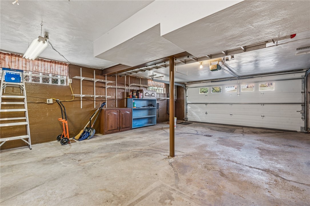 960 Fredericka Drive Dr, South Park, Pennsylvania image 25