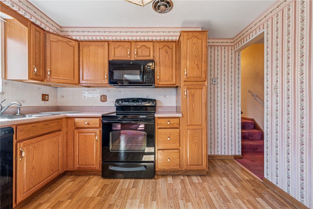 960 Fredericka Drive Dr, South Park, Pennsylvania image 10