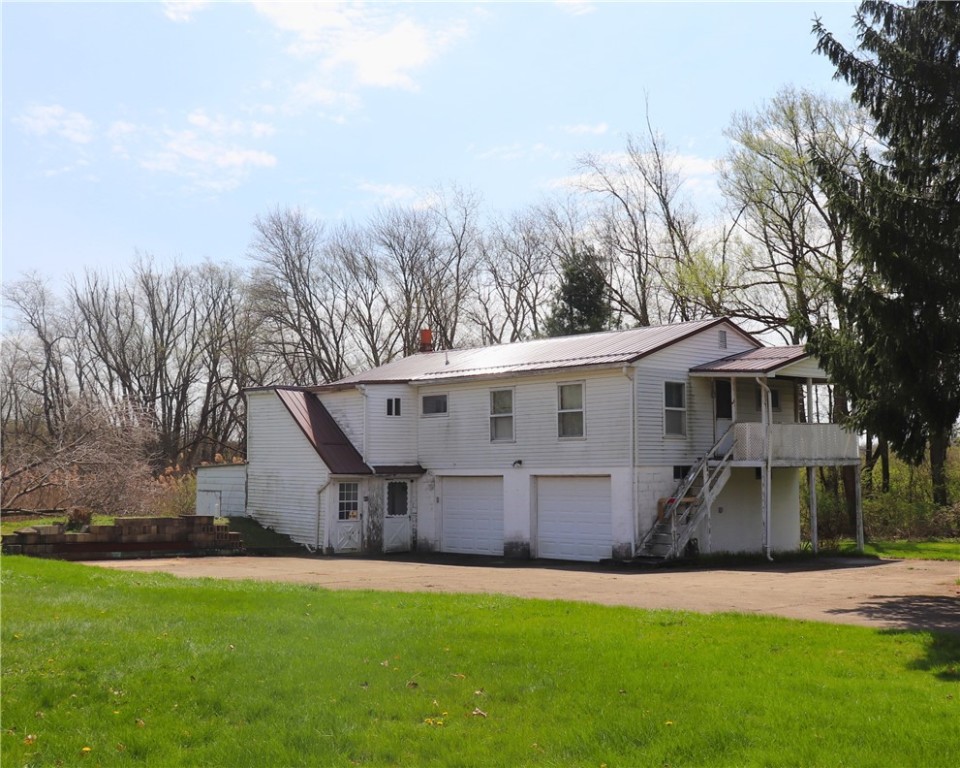 E Lackawannock Twp, Pennsylvania 16137, United States, 3 Bedrooms Bedrooms, ,1 BathroomBathrooms,Residential,Active,112046