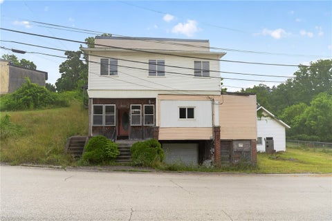 Homes For Sale - 106 Main St<br/> Franklin, PA 15480