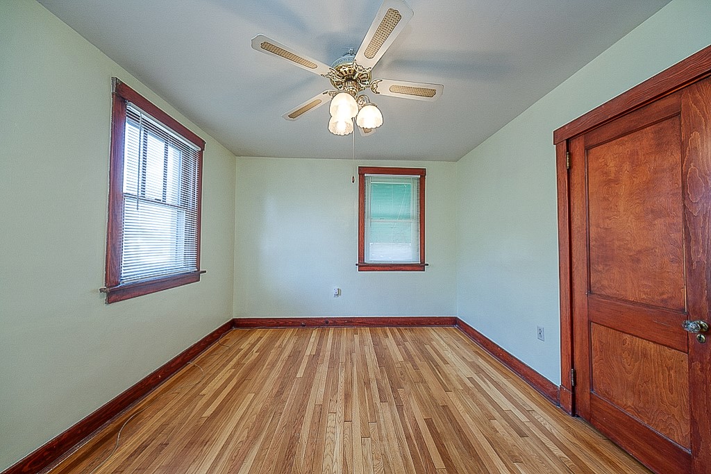 Mt Washington, Pennsylvania 15211, United States, 3 Bedrooms Bedrooms, ,2 BathroomsBathrooms,Residential,Pending,47725