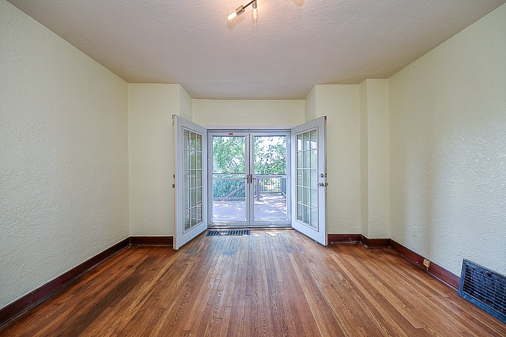 Mt Washington, Pennsylvania 15211, United States, 3 Bedrooms Bedrooms, ,2 BathroomsBathrooms,Residential,Pending,47725