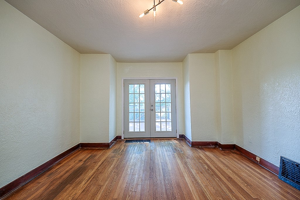 Mt Washington, Pennsylvania 15211, United States, 3 Bedrooms Bedrooms, ,2 BathroomsBathrooms,Residential,Pending,47725