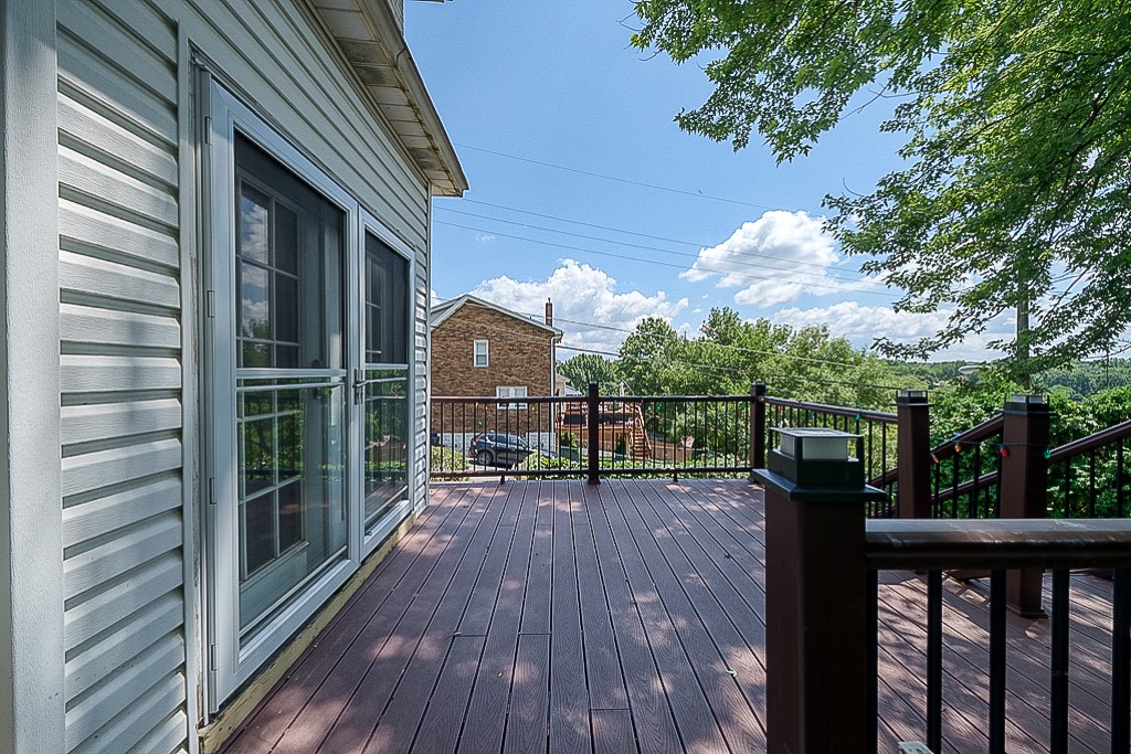 Mt Washington, Pennsylvania 15211, United States, 3 Bedrooms Bedrooms, ,2 BathroomsBathrooms,Residential,Pending,47725