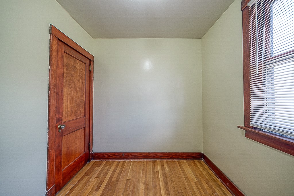 Mt Washington, Pennsylvania 15211, United States, 3 Bedrooms Bedrooms, ,2 BathroomsBathrooms,Residential,Pending,47725