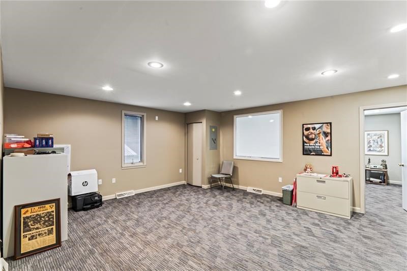 Mc Donald, Pennsylvania 15057, United States, ,Commercial,Active,159931