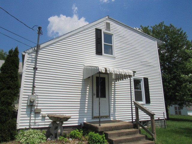 230 Woodstock Avenue
