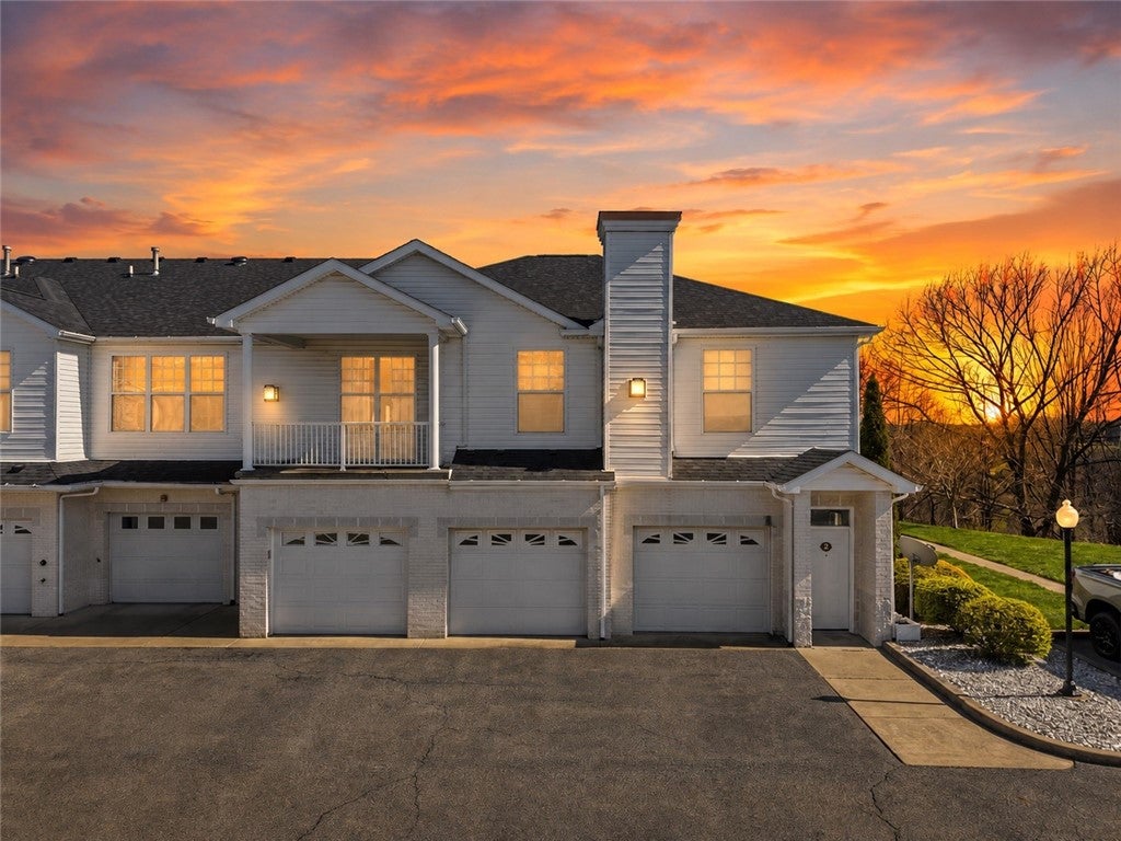 229 Adams Pointe Blvd 2