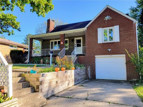 Photo of 440 Colonial Dr, Monroeville, PA 15146 (MLS # 1725232)