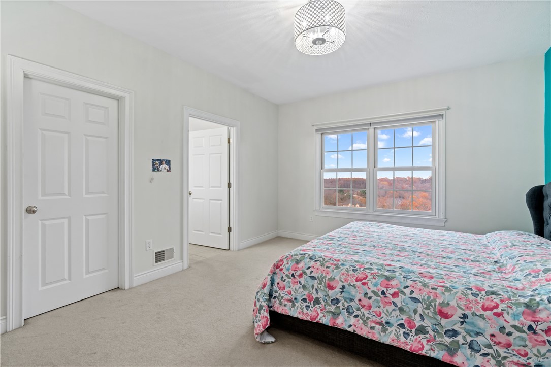 Pine Twp, Pennsylvania 15044, United States, 5 Bedrooms Bedrooms, ,6 BathroomsBathrooms,Residential,Active,246049