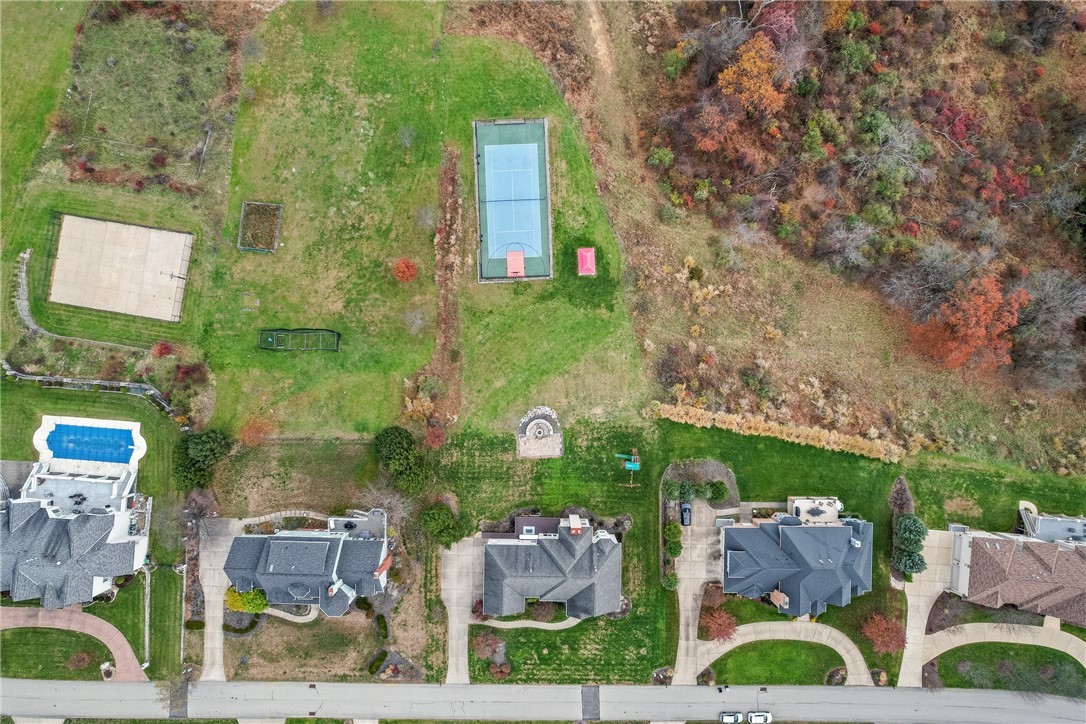 Pine Twp, Pennsylvania 15044, United States, 5 Bedrooms Bedrooms, ,6 BathroomsBathrooms,Residential,Active,246049