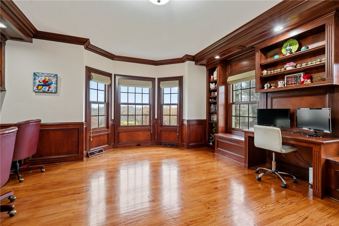 Pine Twp, Pennsylvania 15044, United States, 5 Bedrooms Bedrooms, ,6 BathroomsBathrooms,Residential,Active,246049