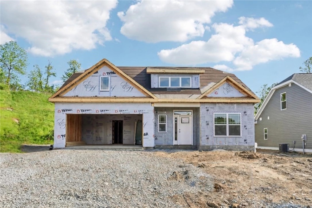 1041 Lakeside Drive.