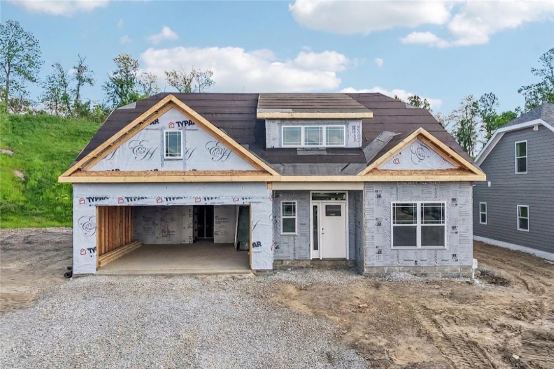 1041 Lakeside Drive.