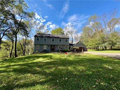 Homes For Sale - 153 Wolfe Run Rd Rd<br/> Cranberry Twp, PA 16066