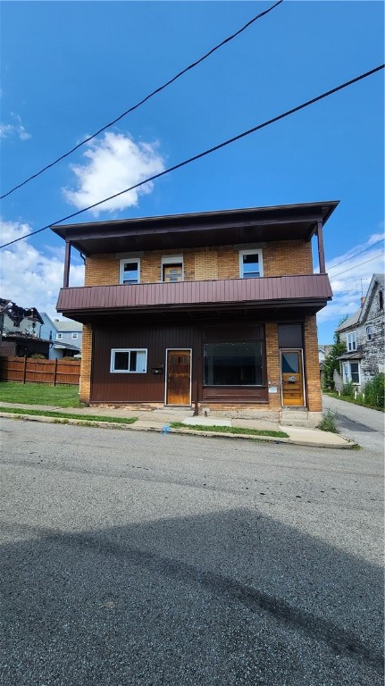 716 Hawthorne Street