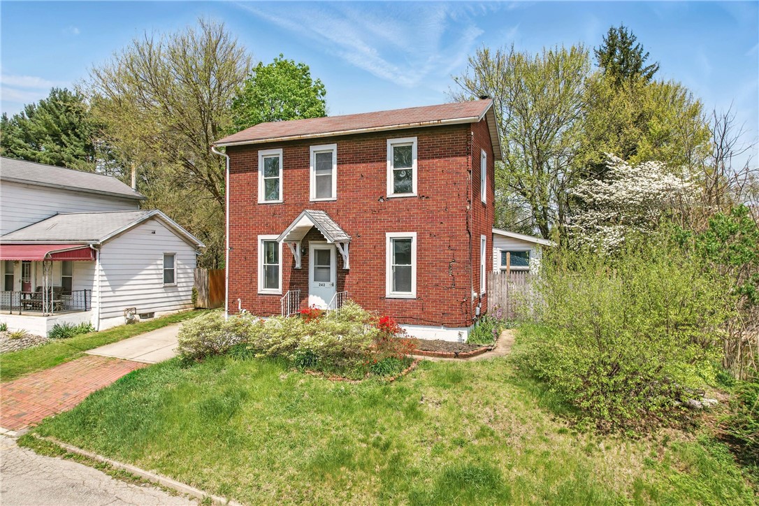 242 Lincoln St St, Sharon, Pennsylvania image 1
