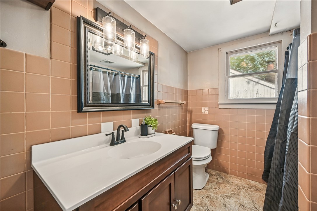 242 Lincoln St St, Sharon, Pennsylvania image 24