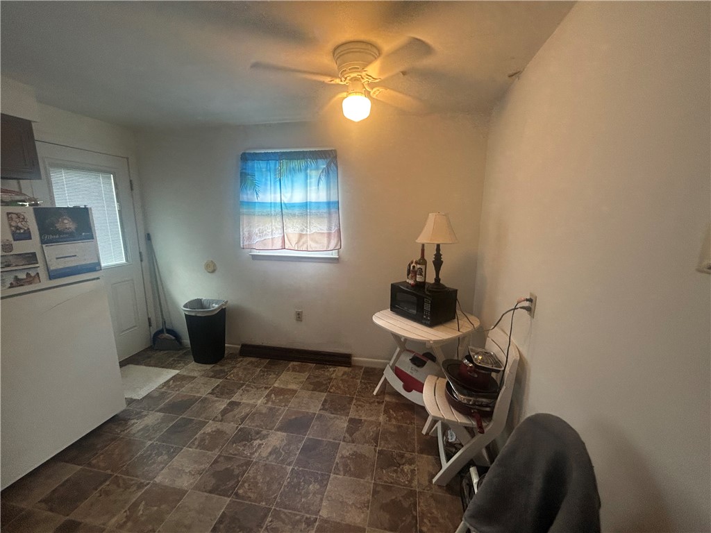 100 Quarry St