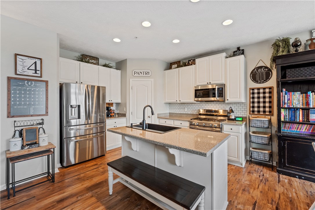 South Strabane, Pennsylvania 15301, United States, 3 Bedrooms Bedrooms, ,4 BathroomsBathrooms,Residential,Active,114967