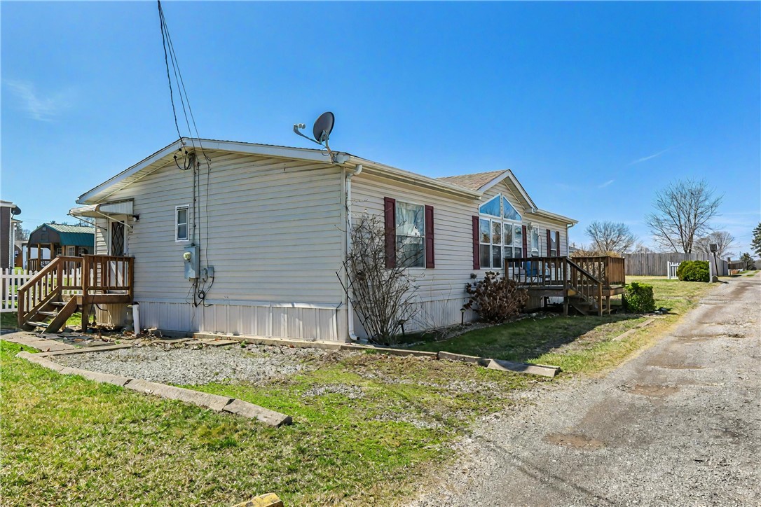 1218 Linden St St, Monaca, Pennsylvania image 2