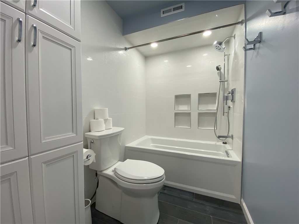 Churchill Boro, Pennsylvania 15235, United States, 4 Bedrooms Bedrooms, ,3 BathroomsBathrooms,Residential,Active,38739