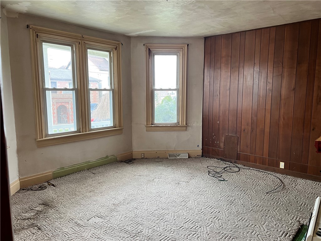 313 E 9th Ave Ave, Tarentum, Pennsylvania image 8