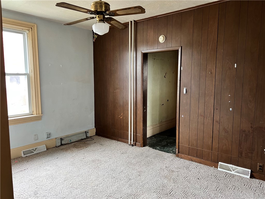 313 E 9th Ave Ave, Tarentum, Pennsylvania image 9