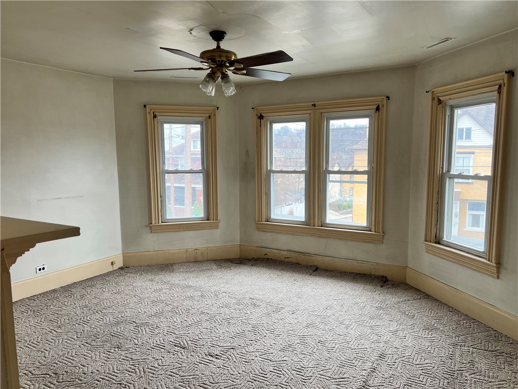 313 E 9th Ave Ave, Tarentum, Pennsylvania image 11
