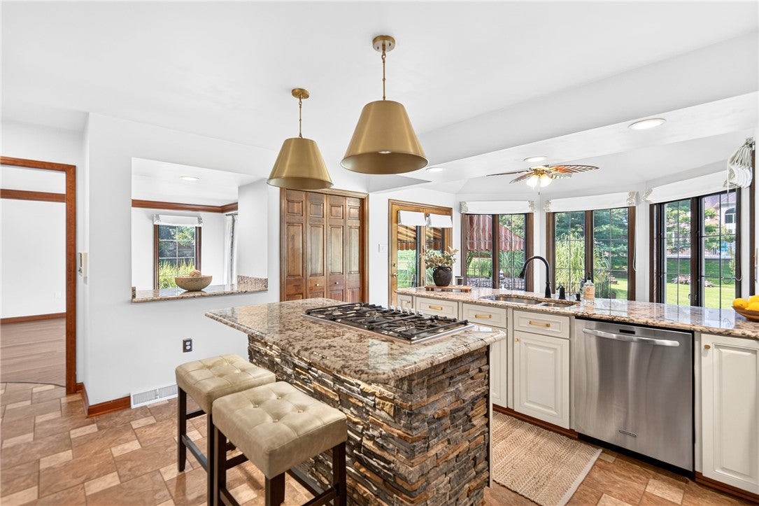 2605 Barnes Dr.