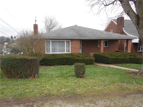 Photo of 790 Glenn St, Washington, PA 15301 (MLS # 1738091)