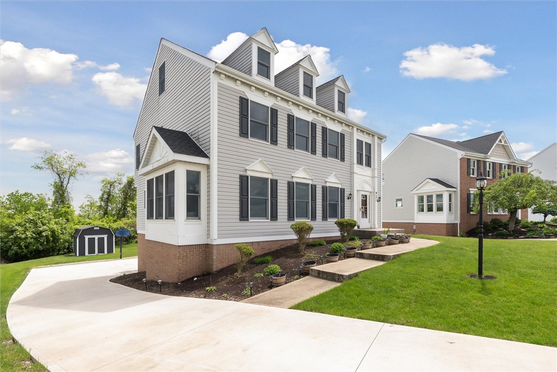 921 Bideford Dr, South Park, Pennsylvania image 2