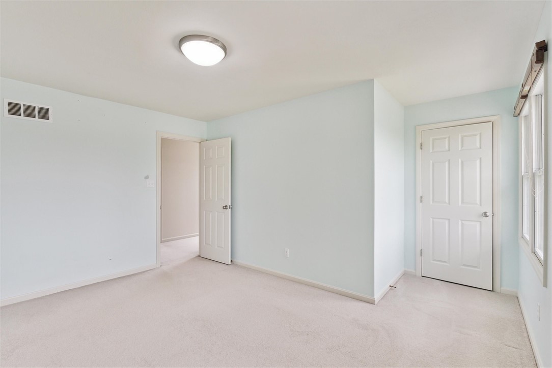 921 Bideford Dr, South Park, Pennsylvania image 31